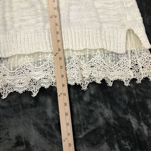 Cupio Sweater Women Size Small Ivory  w Lace Hem - Picture 8 of 9